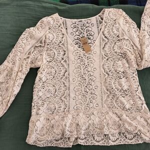 American eagle bell sleeved Lace Peasant Blouse - Cream